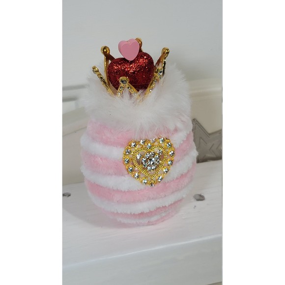 Decorative Velvety Yarn Easter‎ Egg with Crown, Velvety Yarn Ornament Home Décor - Picture 6 of 9